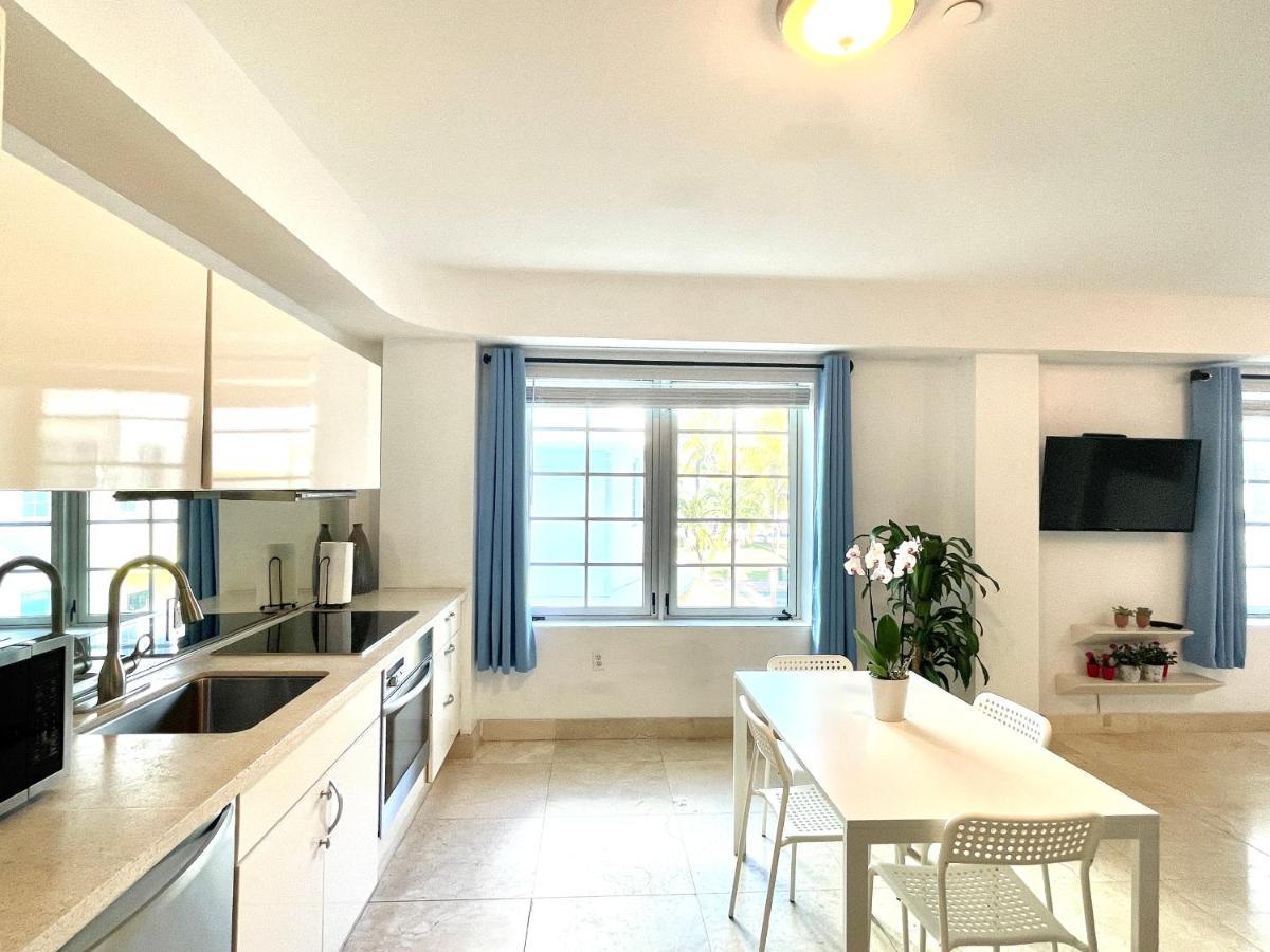 Beachfront Apt In Carlyle Hotel On Ocean Drive Miami Beach Esterno foto